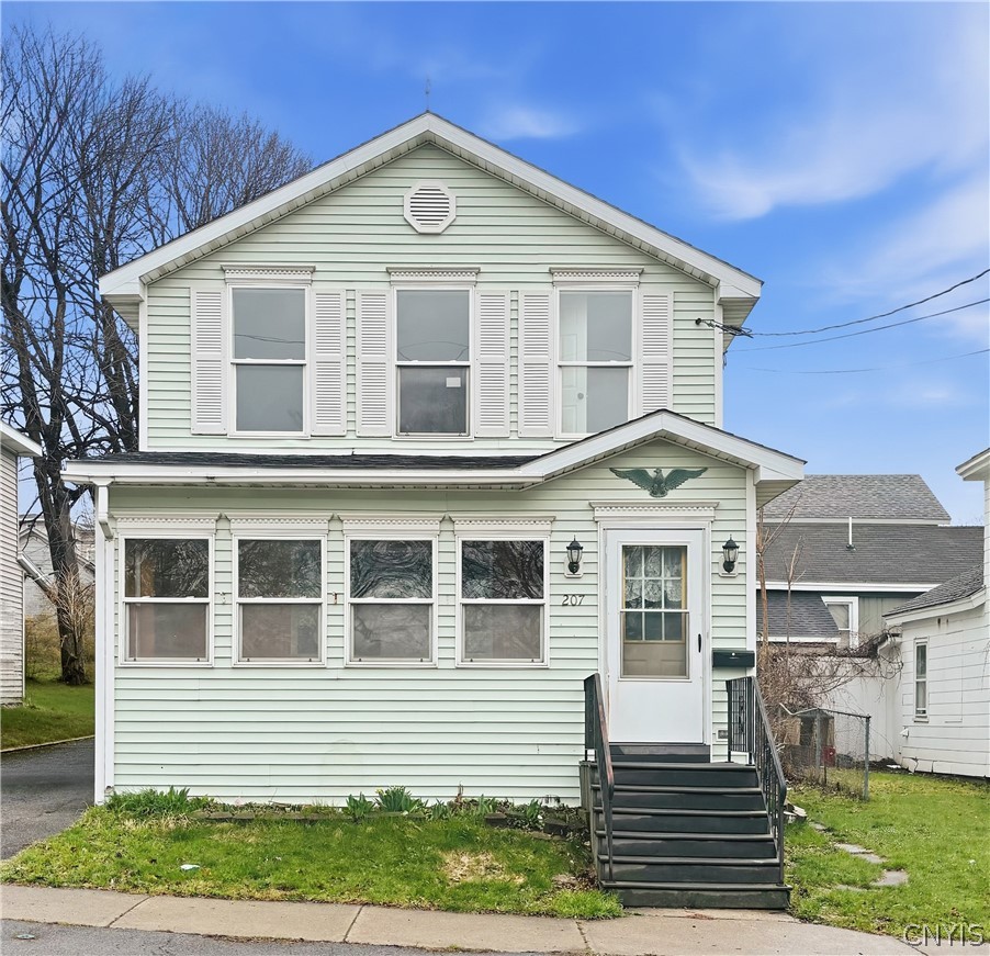 207 E 2nd Street