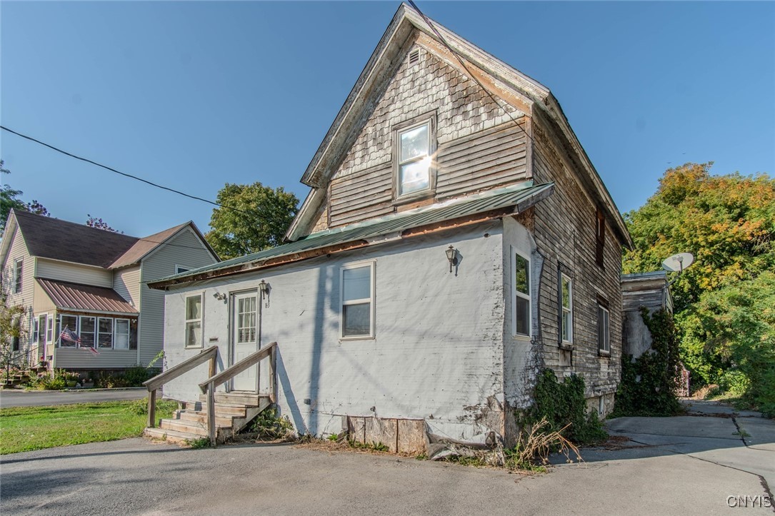 83 Grove Street