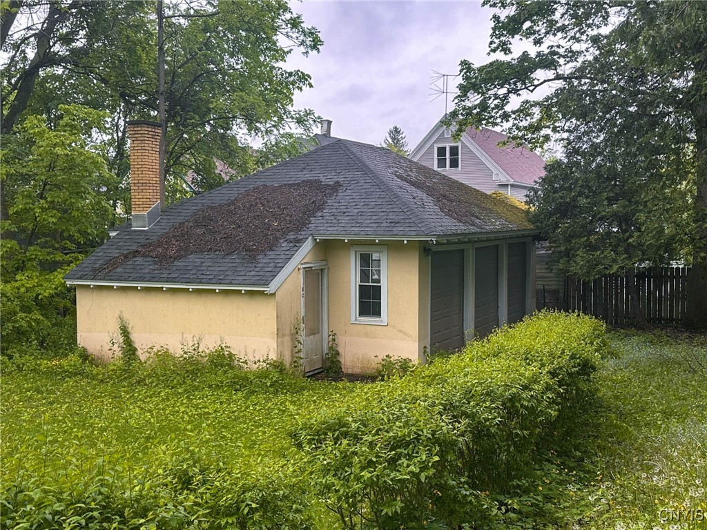 169 Pleasant Street, Utica, New York image 47
