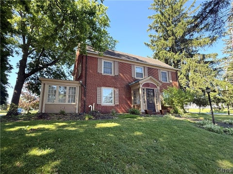 Tiny photo for 702 Parkway E, Utica, NY 13501 (MLS # S1693583)