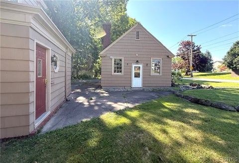 Tiny photo for 702 Parkway E, Utica, NY 13501 (MLS # S1693583)