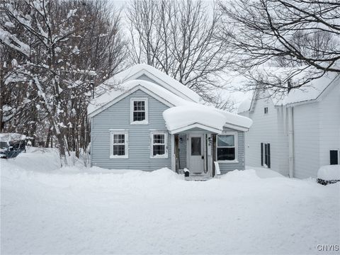 Photo of 9 Varick Street, Oswego, NY 13126 (MLS # S1660395)