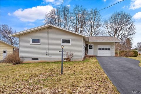 123 Forrest Way Camillus NY 13031