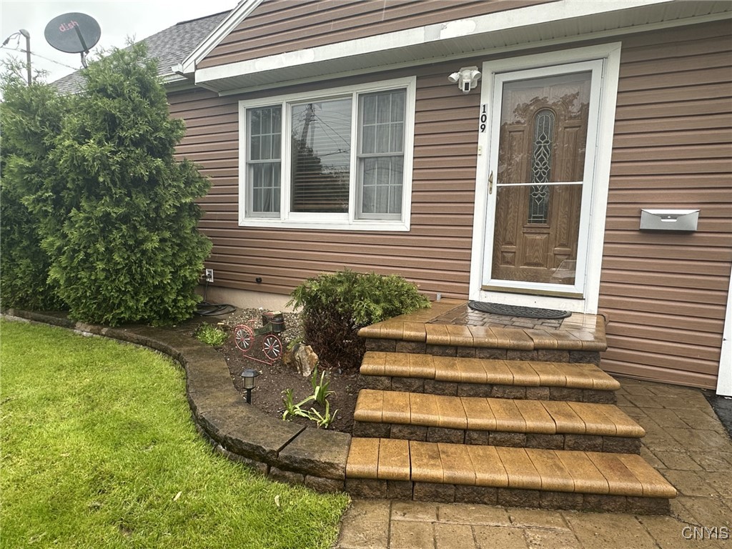 109 Plaxdale Road