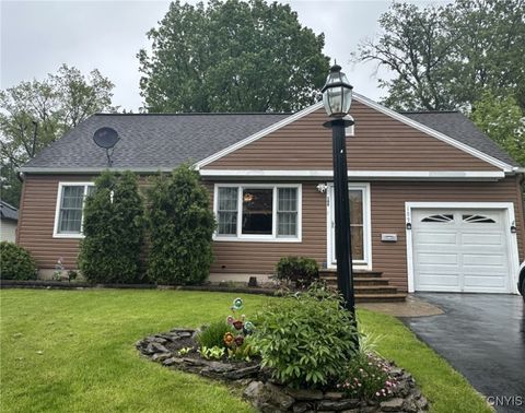 109 Plaxdale Road Liverpool NY 13088