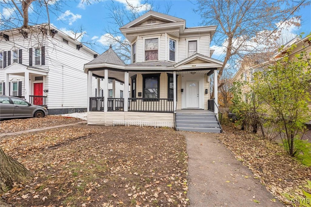 Photo of 803 Danforth Street, Syracuse, NY 13208 (MLS # S1652759)