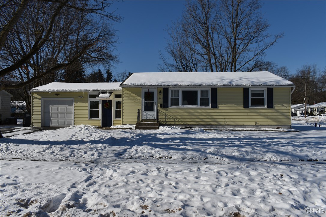 102 Normanor Drive, Syracuse, New York image 2