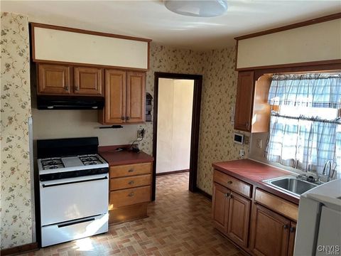 Tiny photo for 900 Turin Street, Rome, NY 13440 (MLS # S1655437)