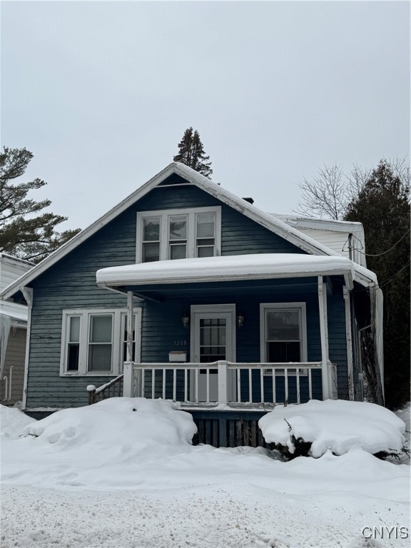 1208 Churchill Avenue