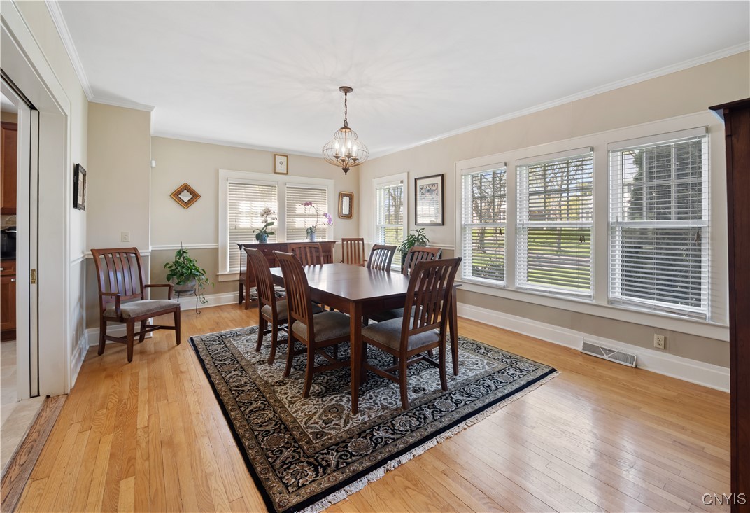 248 Brattle Road, Syracuse, New York image 9