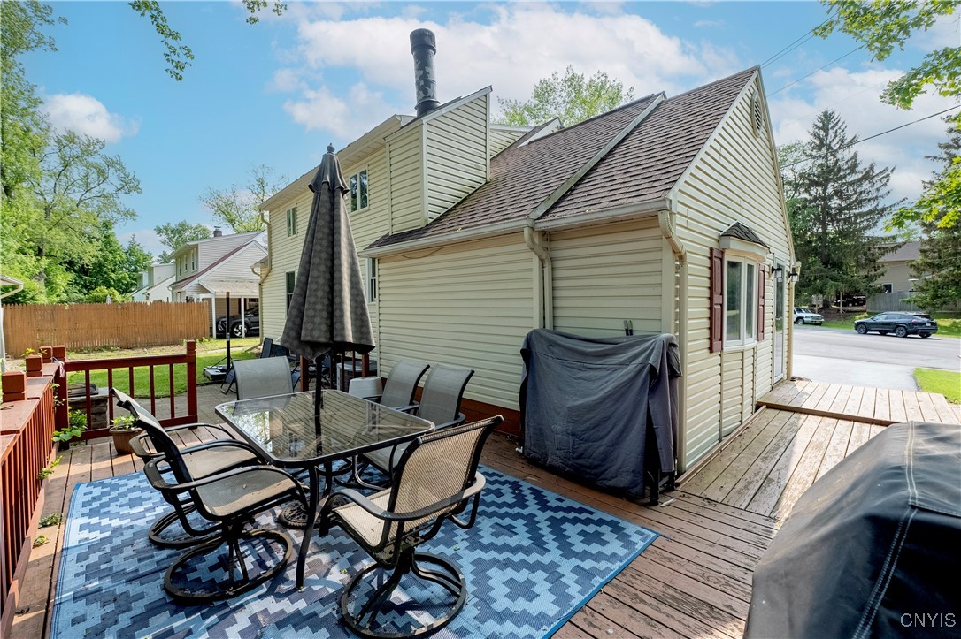 101 Van Mara Drive, Cicero, New York image 45