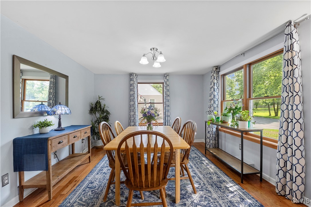 101 Van Mara Drive, Cicero, New York image 3