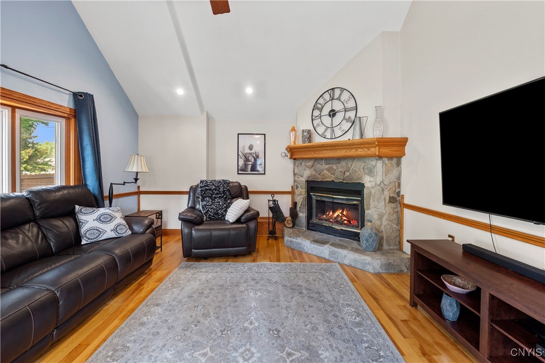 101 Van Mara Drive, Cicero, New York image 11