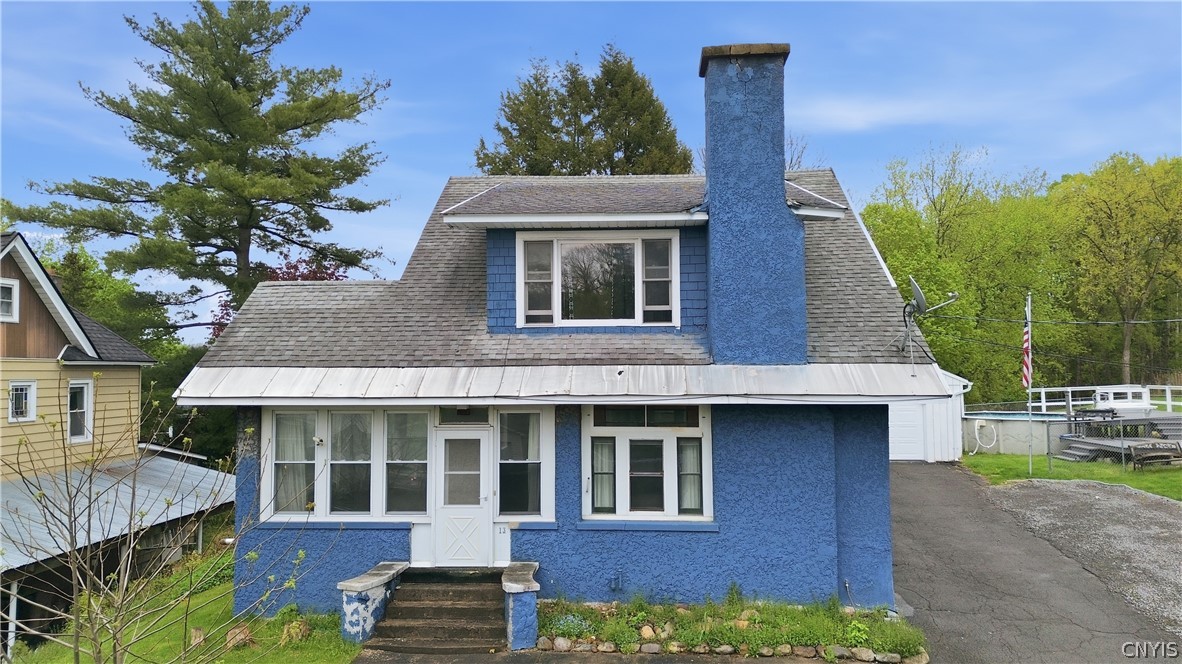 13 Cary Avenue