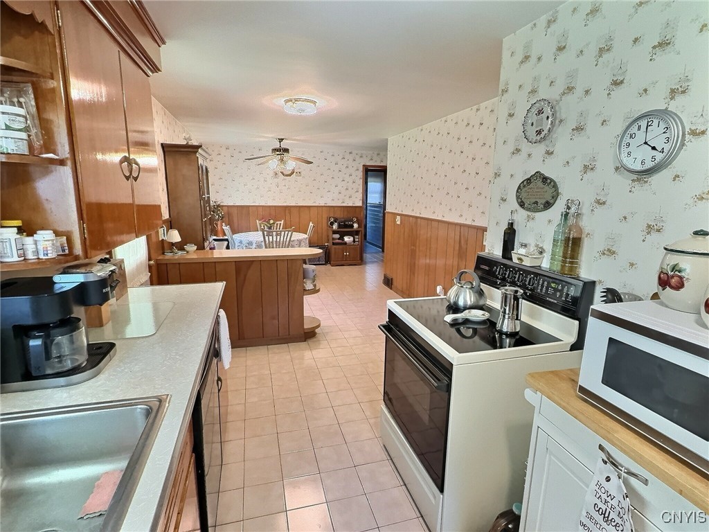 108 Pendleton Street, Cortland, New York image 13