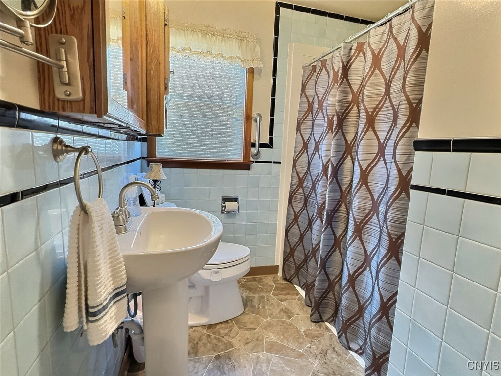 108 Pendleton Street, Cortland, New York image 9
