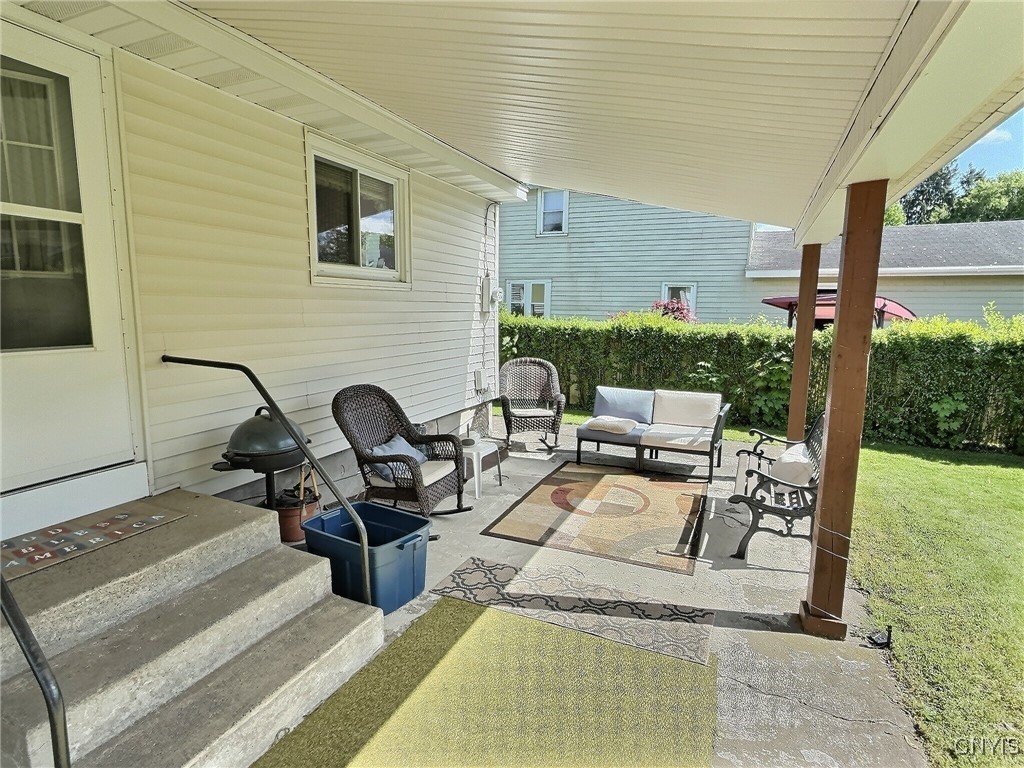 108 Pendleton Street, Cortland, New York image 17