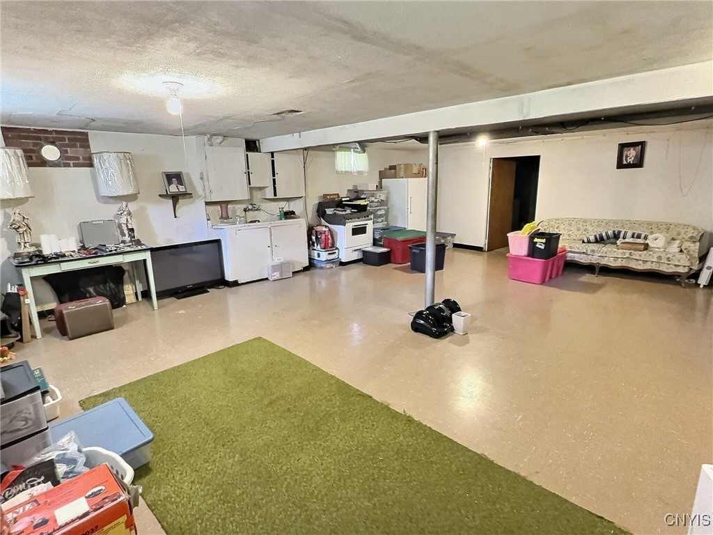 108 Pendleton Street, Cortland, New York image 14
