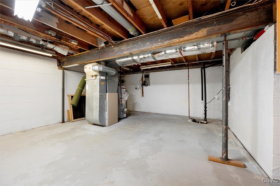 8010 Bamm Hollow Road, Clay, New York image 31