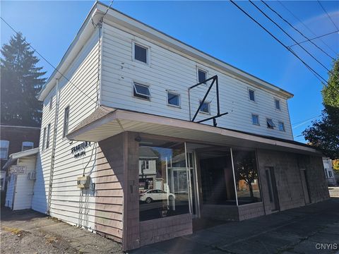 1039 Columbia Street Utica NY 13502