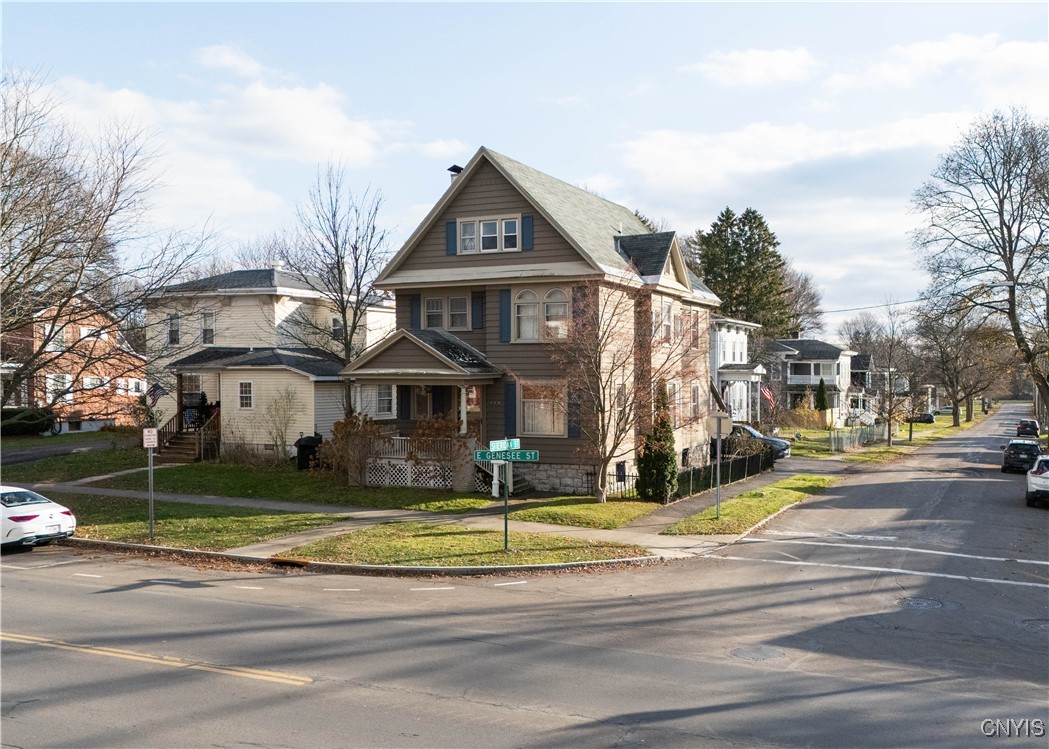 118 E Genesee Street
