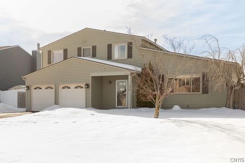 Homes For Sale - 7728 Tirrell Hill Circle<br/> Clay, NY 13090