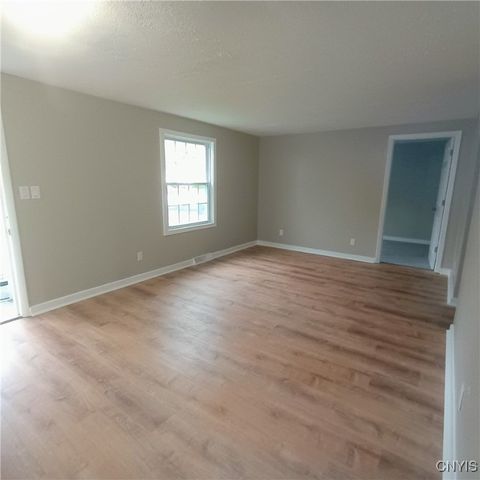 Tiny photo for Salina, NY 13211 (MLS # S1648667)