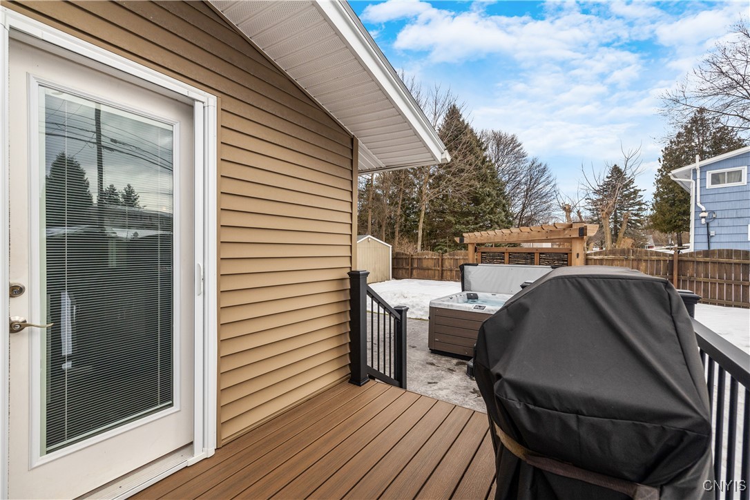 100 Elmtree Lane, Camillus, New York image 35