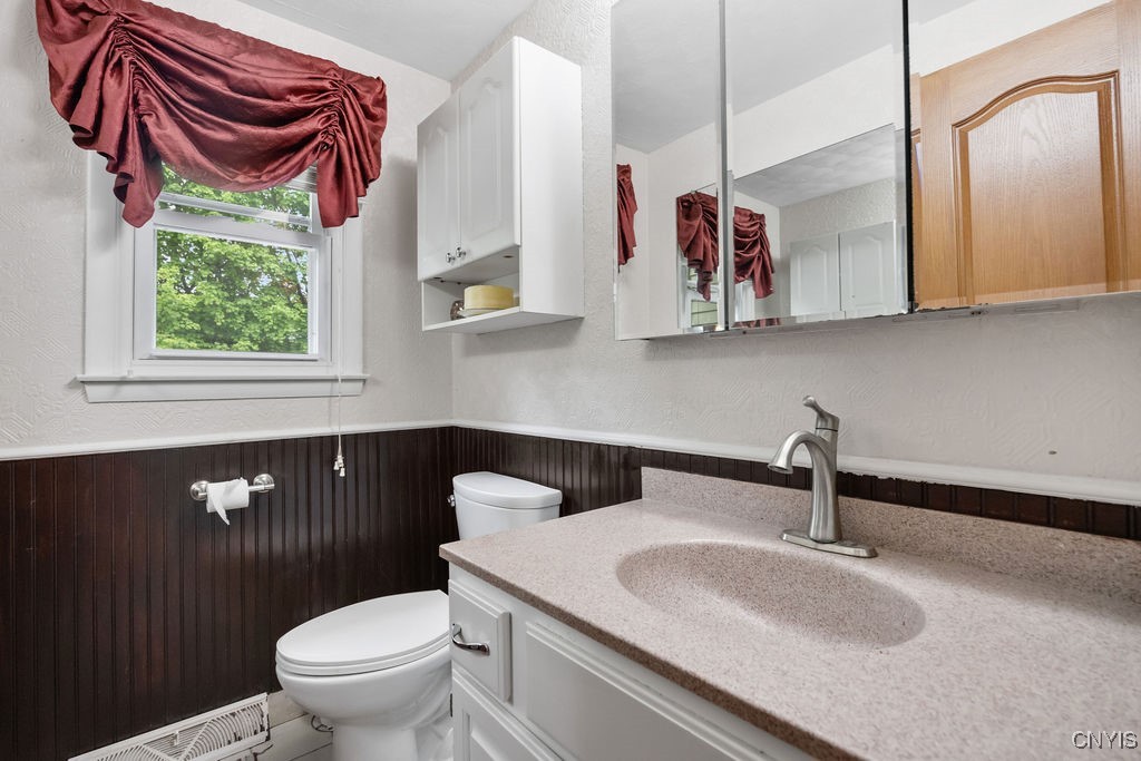 108 Pineledge Road, Camillus, New York image 19