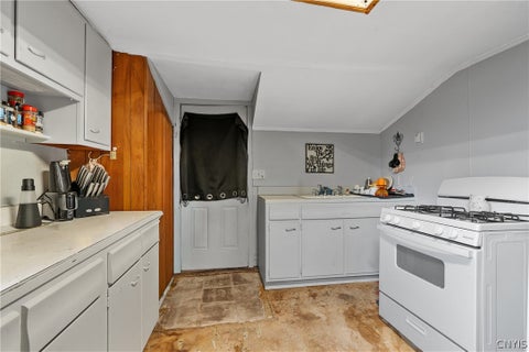 Tiny photo for 91 E 6th Street, Oswego, NY 13126 (MLS # S1723974)