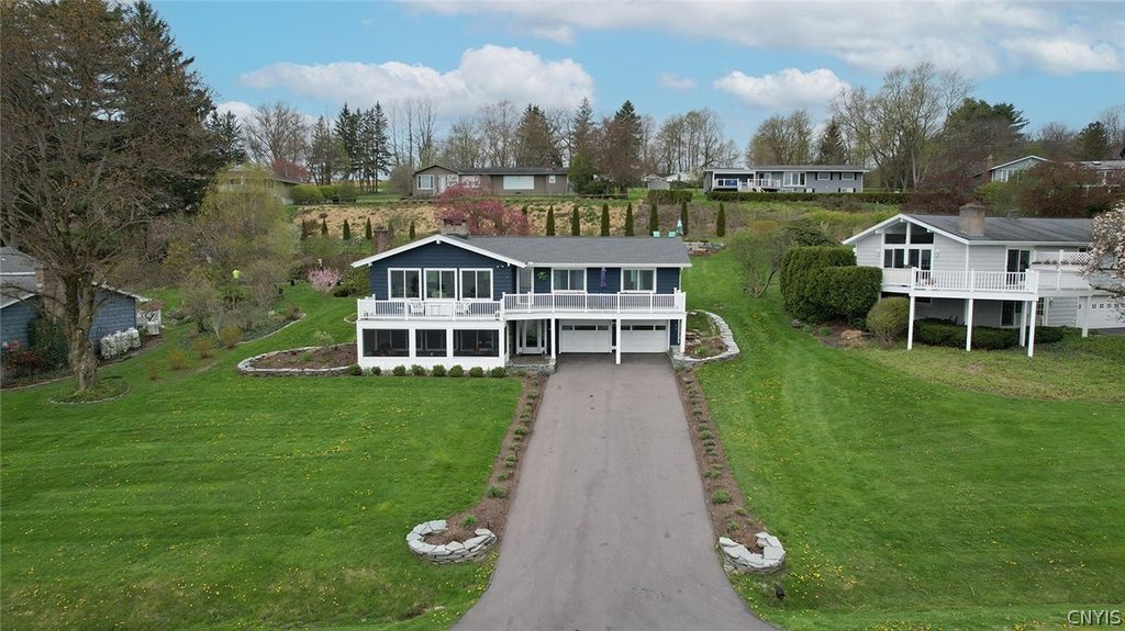 Photo of 2125 Terrace Lane S, Skaneateles, NY 13152 (MLS # S1677173)