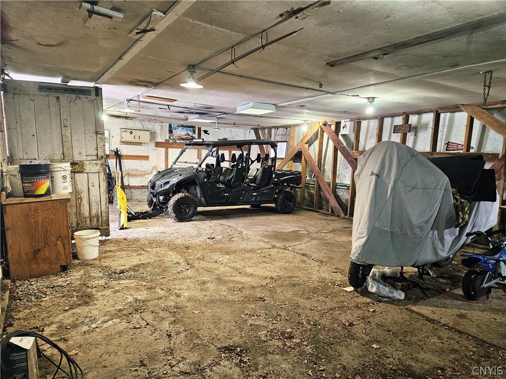 7779 S Hamilton Road