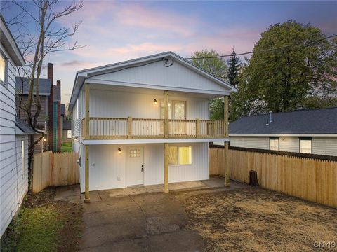 614 E Broadway Street, Fulton, NY 13069 - MLS#: S1604639