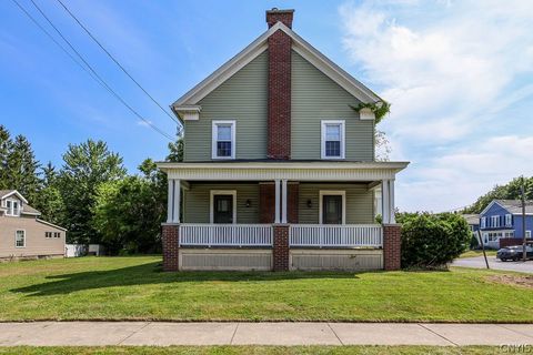 Homes For Sale - 400 Avery Avenue<br/> Onondaga County, Syracuse, NY 13204
