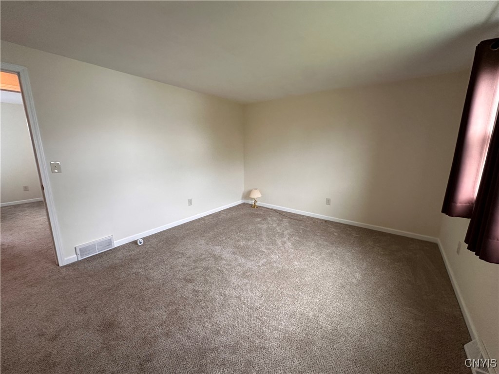 5566 Veneto Drive, Clay, New York image 25
