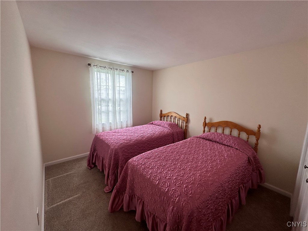 5566 Veneto Drive, Clay, New York image 28