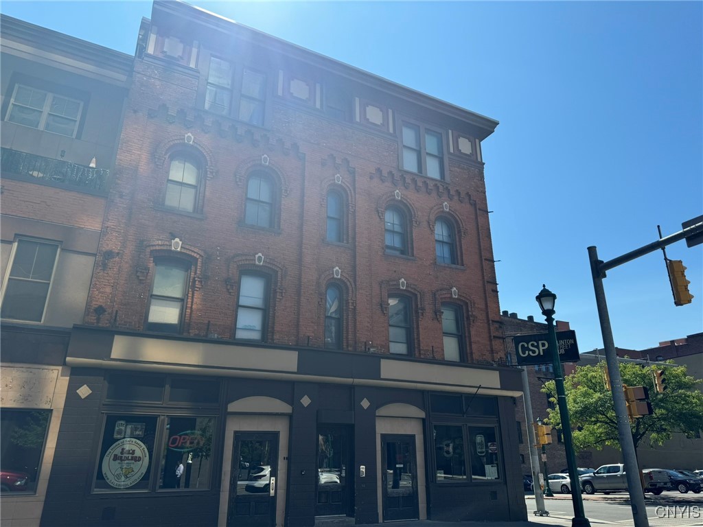 121-129 W Fayette Street