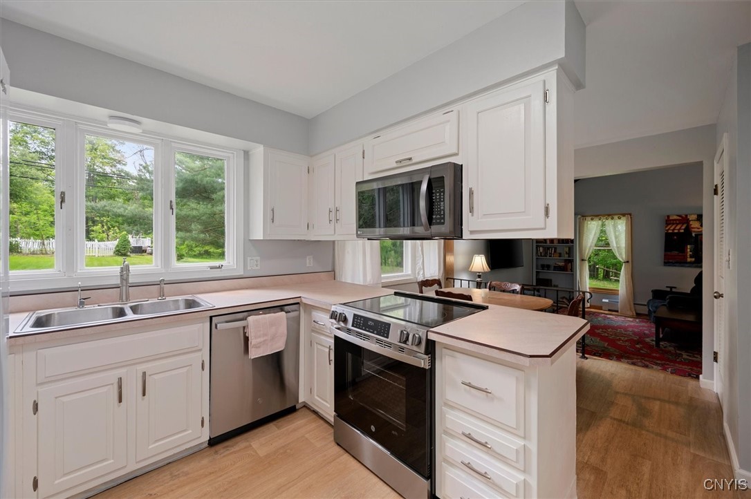 9217 Red Hill Road, New Hartford, New York image 21