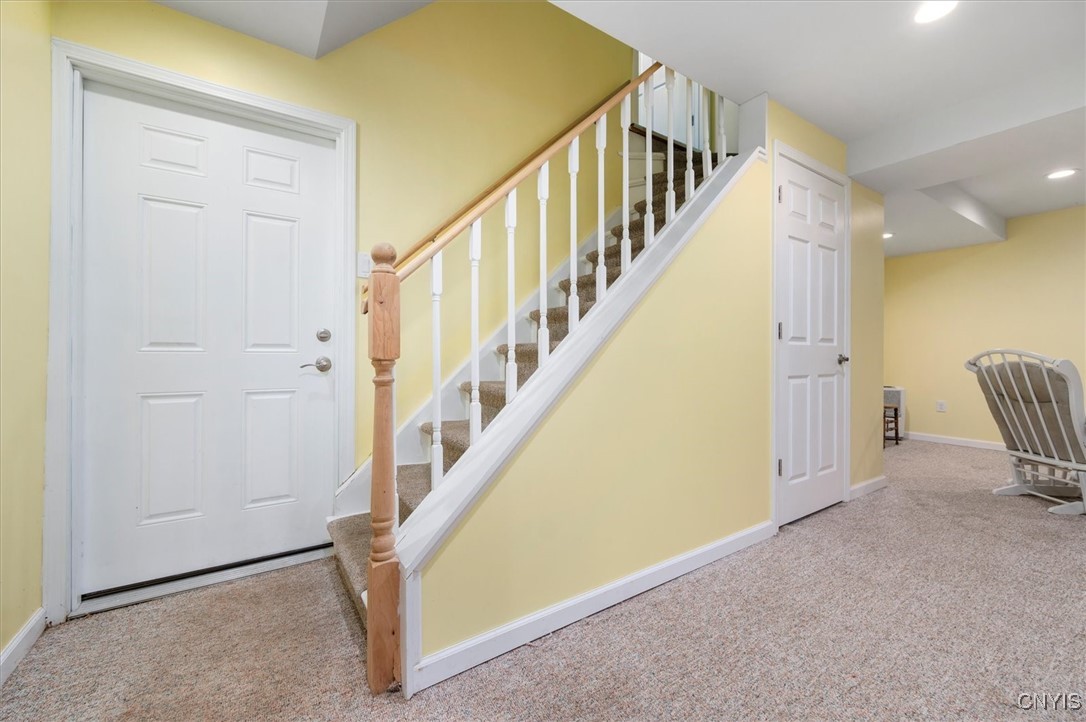 9217 Red Hill Road, New Hartford, New York image 44