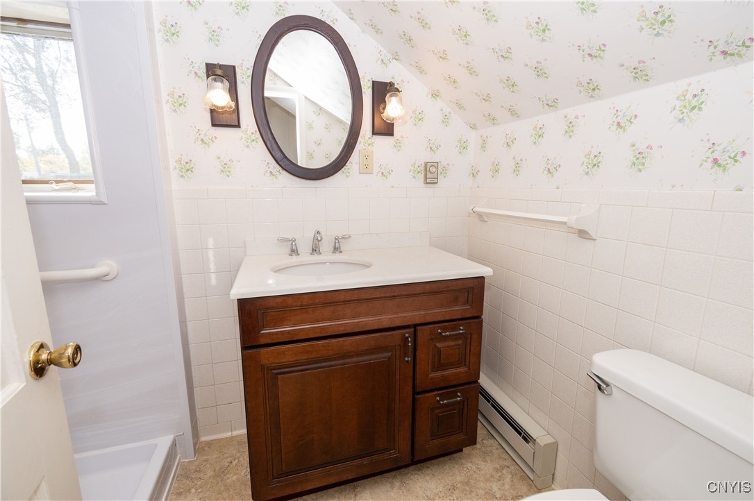 Manlius, New York 13066, United States, 3 Bedrooms Bedrooms, ,2 BathroomsBathrooms,Residential,Active,222899