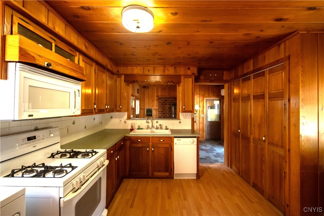 Manlius, New York 13066, United States, 3 Bedrooms Bedrooms, ,2 BathroomsBathrooms,Residential,Active,222899