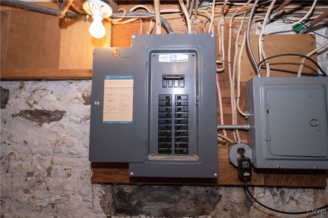 Manlius, New York 13066, United States, 3 Bedrooms Bedrooms, ,2 BathroomsBathrooms,Residential,Active,222899