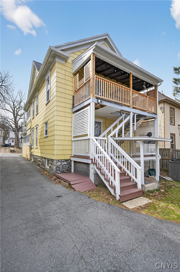 812 Avery Ave