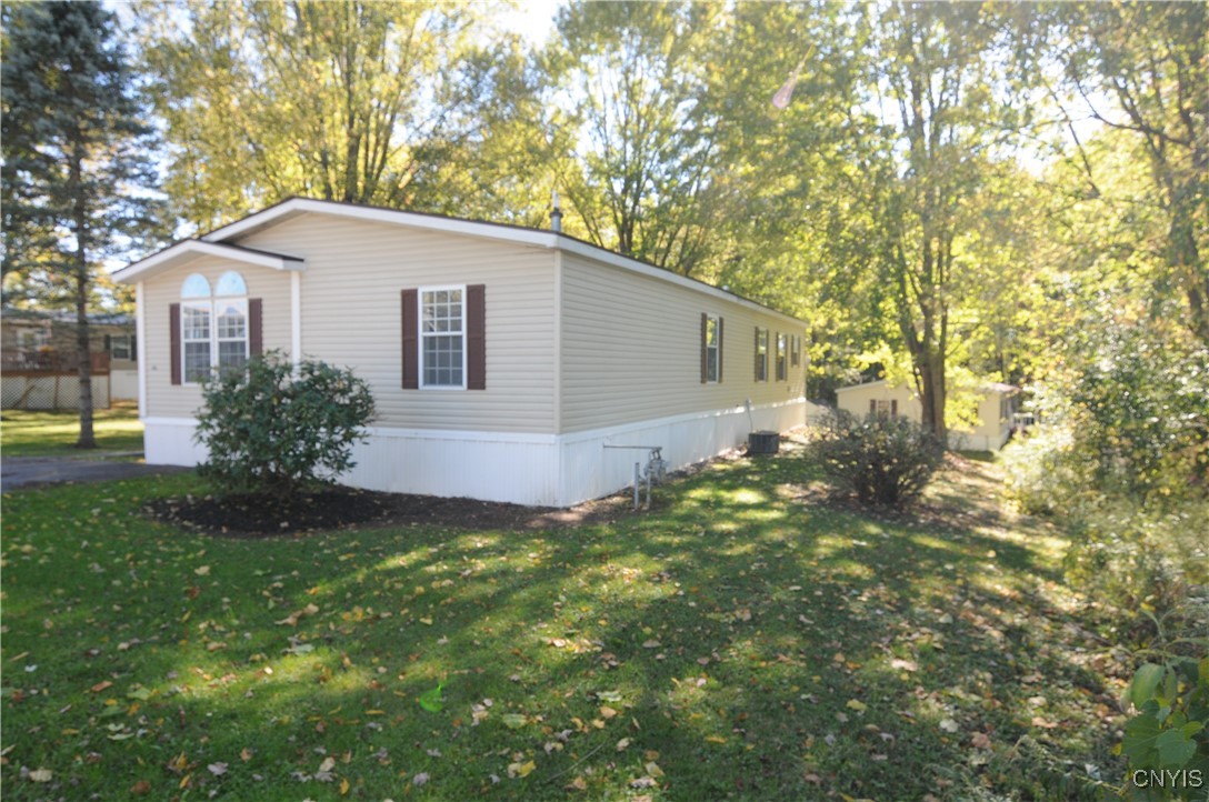 616 SYCAMORE LN