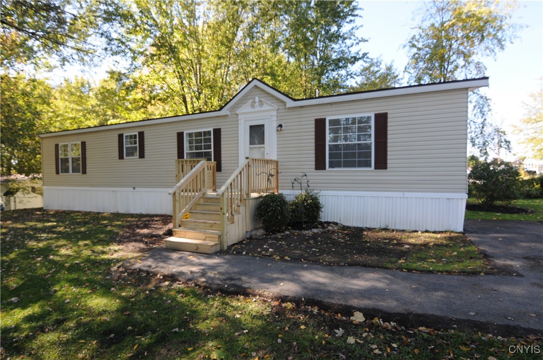 616 SYCAMORE LN