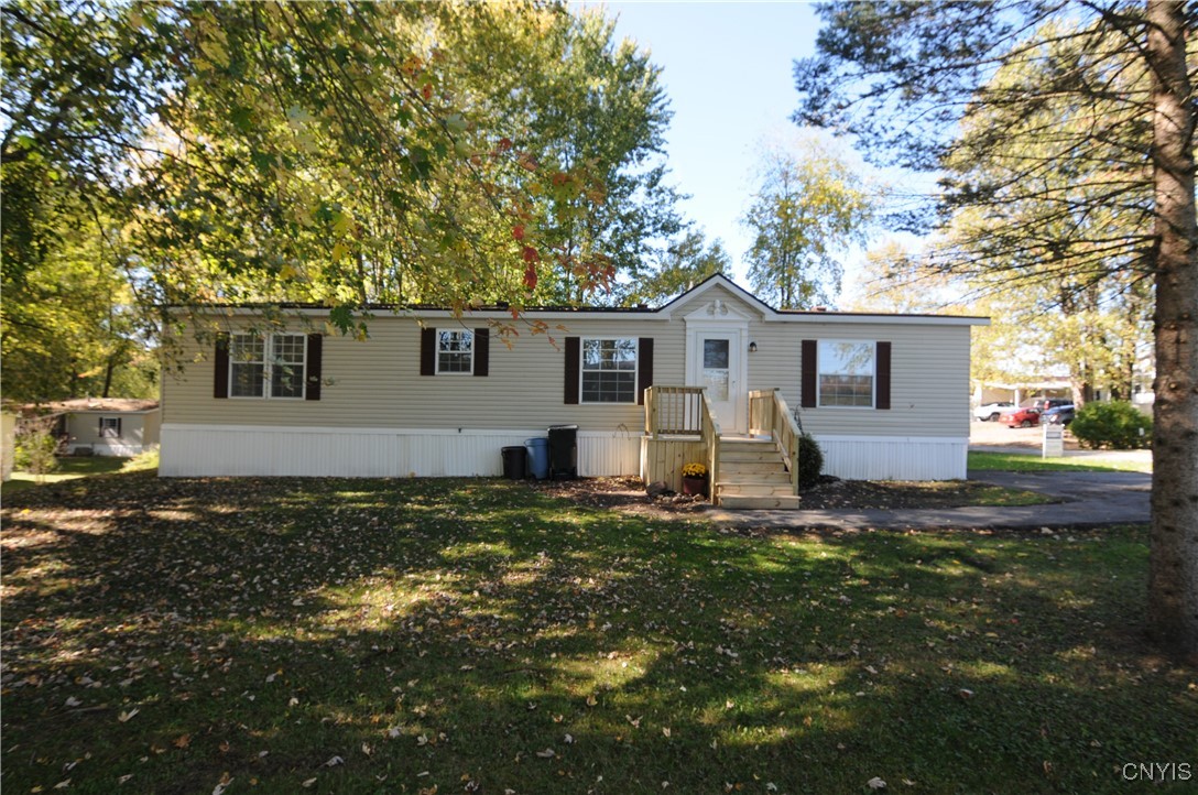 616 SYCAMORE LN