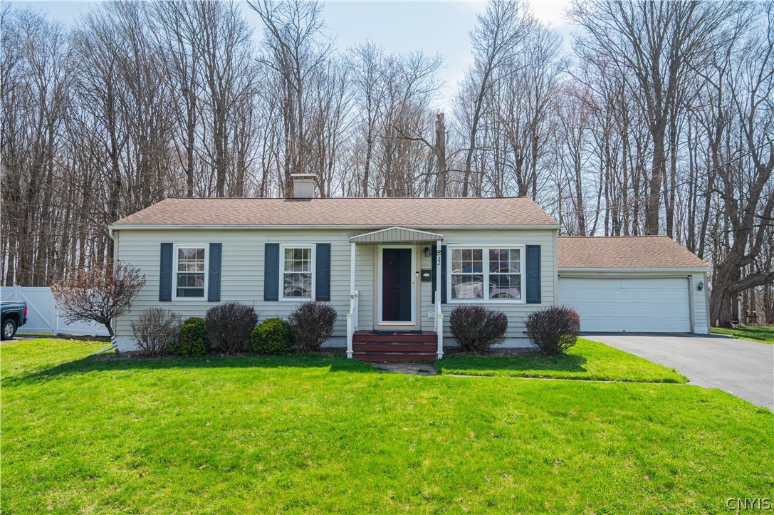 22 Cedarbrook Crescent