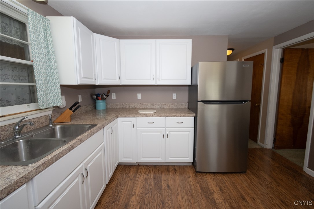 Syracuse, New York 13219, United States, 4 Bedrooms Bedrooms, ,1 BathroomBathrooms,Residential,Active,211212