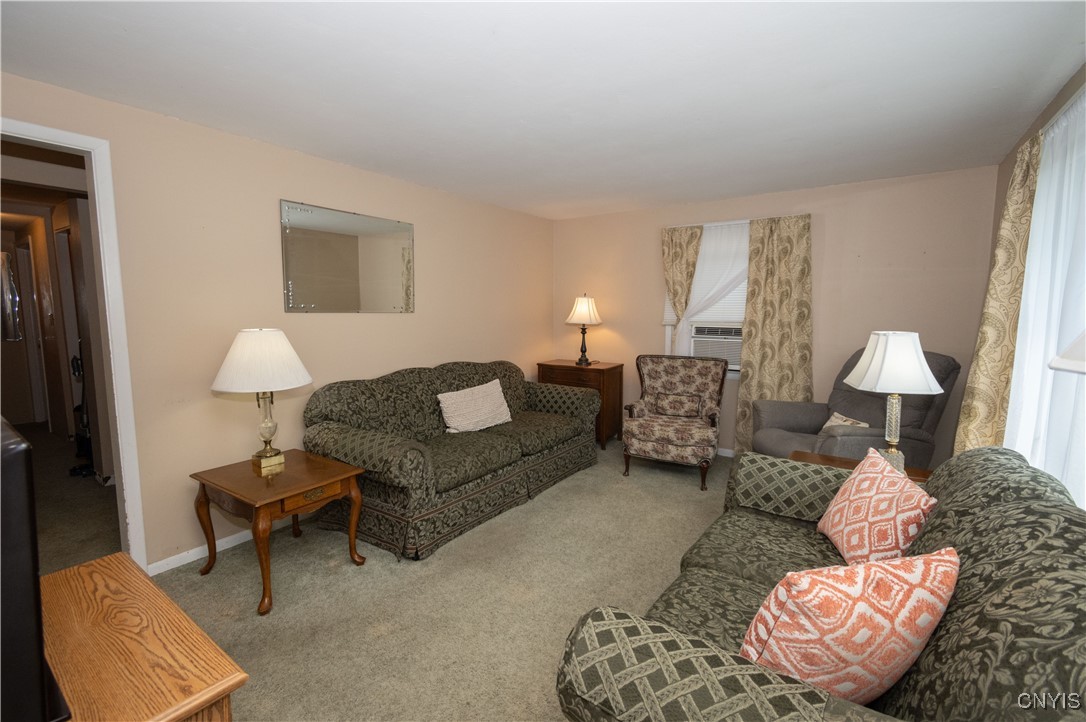 Syracuse, New York 13219, United States, 4 Bedrooms Bedrooms, ,1 BathroomBathrooms,Residential,Active,211212