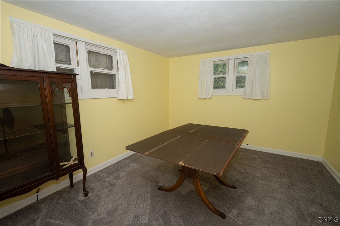 Syracuse, New York 13219, United States, 4 Bedrooms Bedrooms, ,1 BathroomBathrooms,Residential,Active,211212